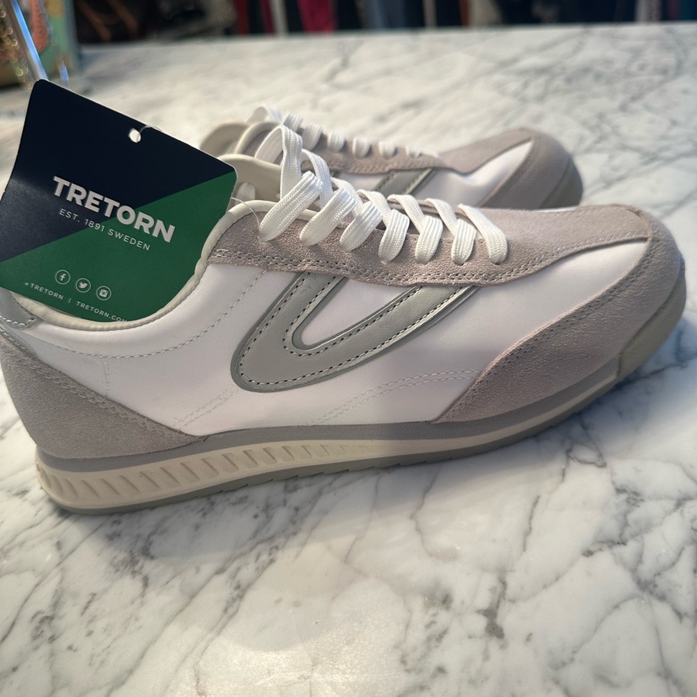 Tretorn Gray and White Sneakers Sz 7